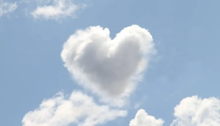 Oiee significado whatsapp: o que quer dizer esta saudação