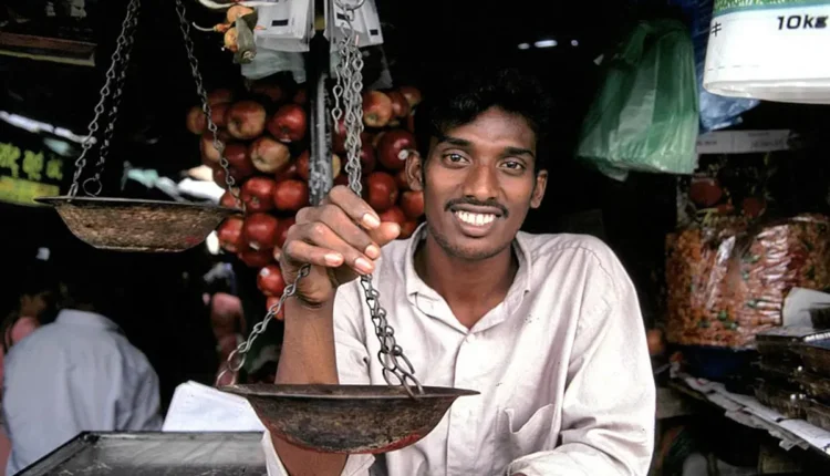 Vendedor de porta em porta nome: qual a profissão oficial